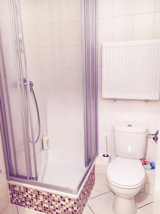 Cozy Studio Apart - King Bed - Netflix - Projector - Fast Wi-Fi Luxemburgo Exterior foto